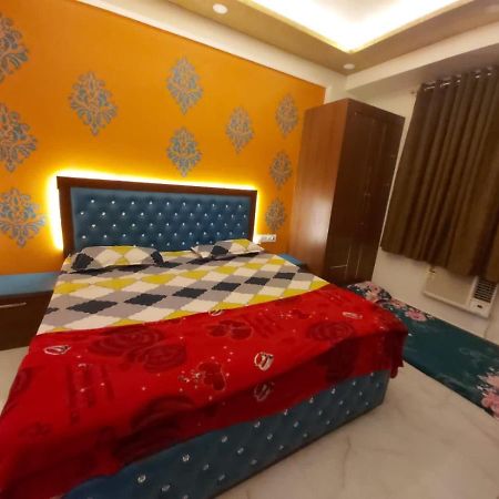 Karni villa lovely 2 bhk appt&terrace Jaipur Exteriör bild