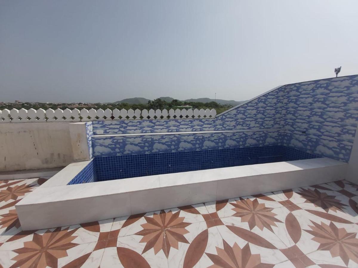 Karni villa lovely 2 bhk appt&terrace Jaipur Exteriör bild