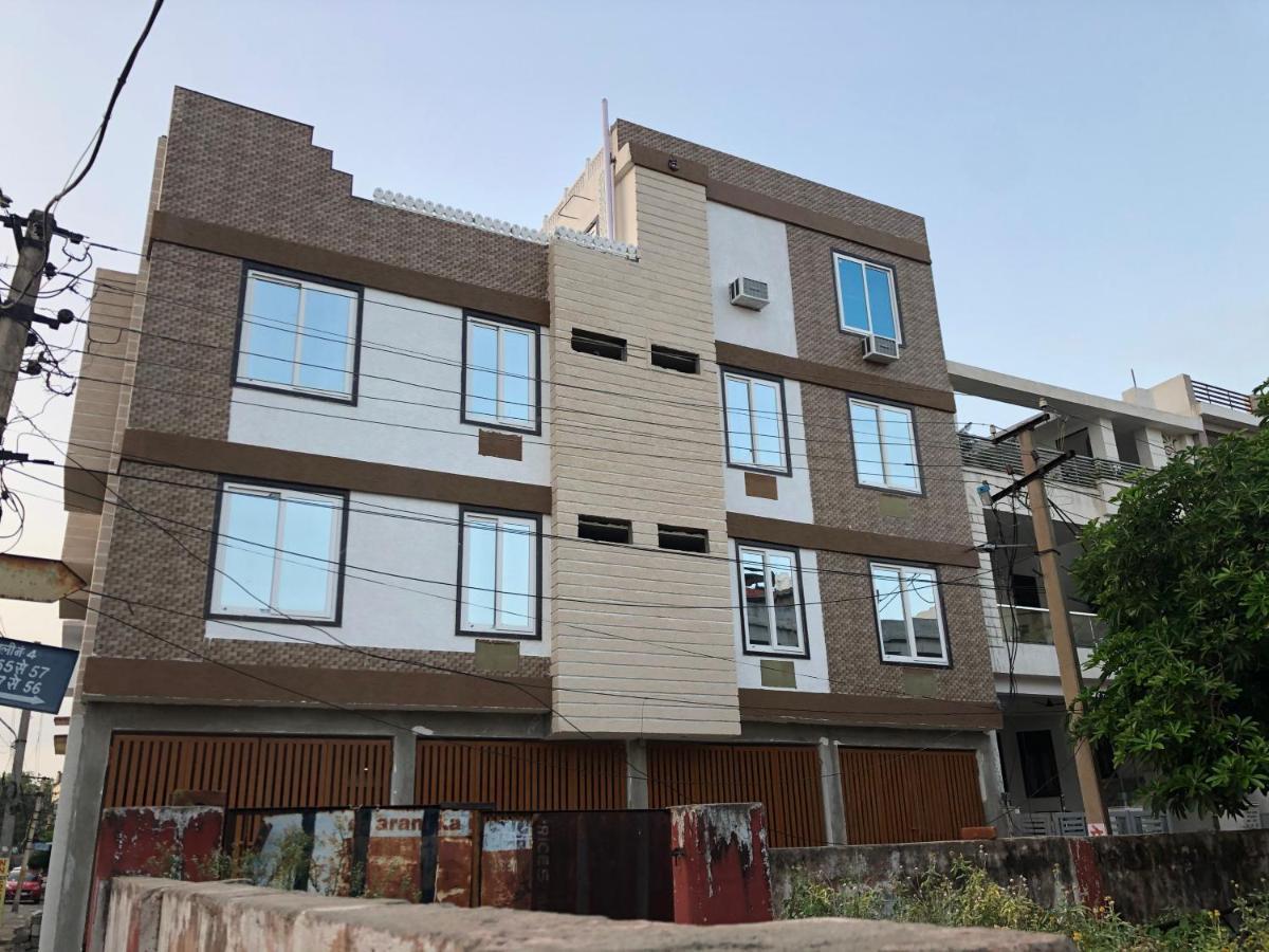 Karni villa lovely 2 bhk appt&terrace Jaipur Exteriör bild